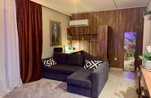 Koukaki Apartment | Deluxe apartment near Acropolis with Jacuzzi, next to metro