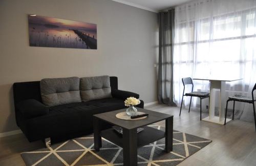 Bad Nauheim Apartment | Deluxe Apartment - Ruhe Oase - 1ZKB Balkon - Parkplatz