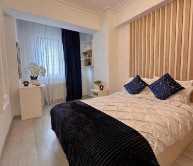 Iasi Apartment | Deluxe Azure Apartment near Palas Mall