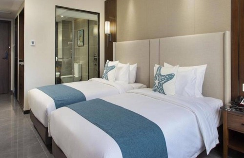 Maun House | Deluxe Double Room with Shower 2