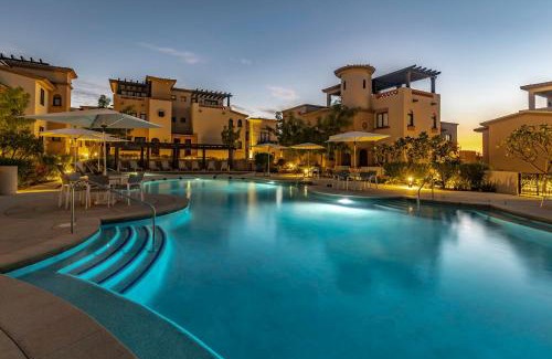 Los Cabos House | Deluxe Ground Floor 3 BR Sleeps 8 with Resort Amenities