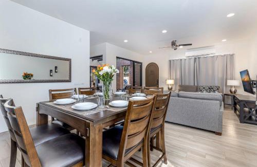 Los Cabos House | Deluxe Ground Floor 3 BR Sleeps 8 with Resort Amenities