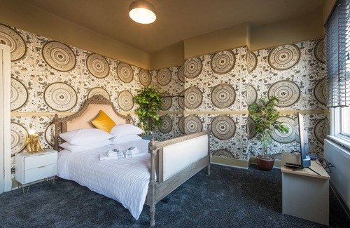 Stratford House | Deluxe London House Nr Stratford
