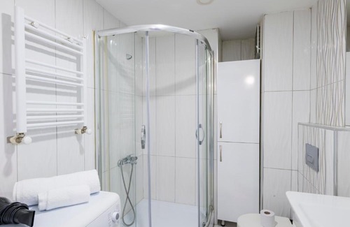 Tophane Apartment | Deluxe One Bedroom Apartment near Galataport 5