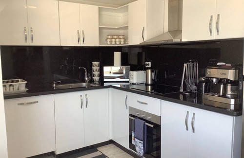 Al Ahyaa Apartment | Deluxe Roof Top Villa-Huge Patio-Beach Club Access