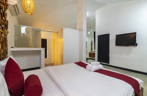 Siem Reap Resort | Deluxe Room: 1Double & Single bed - Free pick up