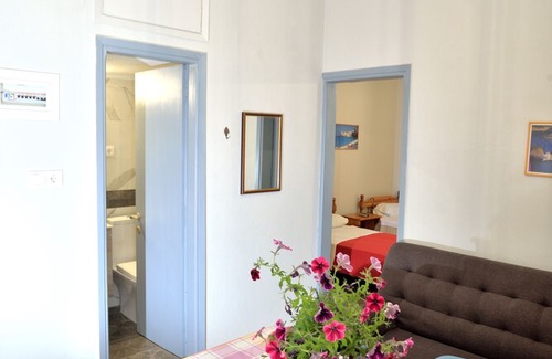 Nea Potidaia Apartment | Deluxe seaside apartment Konstantinidis