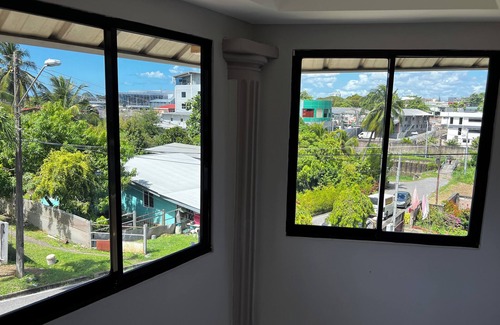 Gulf View House | Deluxe Spacious Split Level Home.nQuiet, private and cost atmosphere awaits.