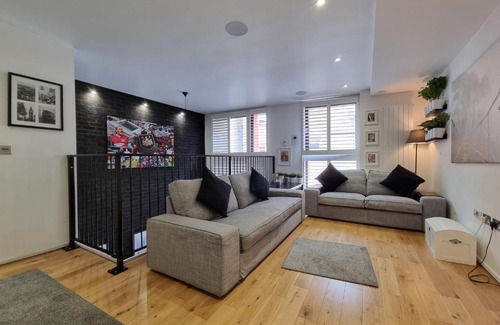 Weavers House | Deluxe Townhouse Zone 1 Brick Lane