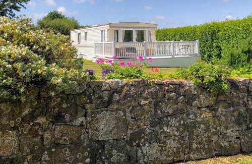 Carnbrea House | Demelzas Retreat