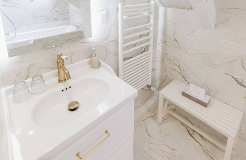 Dinan Hotel | Demeures & Châteaux - Hôtel de la porte Saint-Malo - DINAN