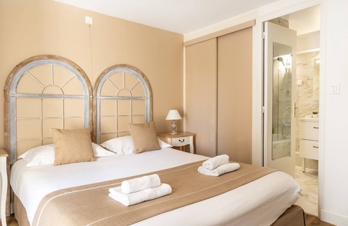 Dinan Hotel | Demeures & Châteaux - Hôtel de la porte Saint-Malo - DINAN