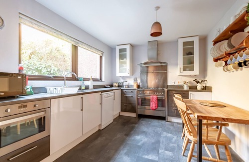 St. Andrews Ski Chalet | Dempster Court (No 10)