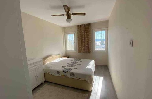 Urla Villa | Deniz Manzaralı, 4 Odalı Şirin Villa