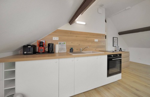 Caudry Apartment | Dentelle - Studio Apartment, Sleeps 2