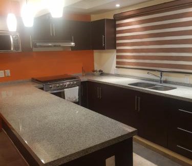 Costa Azul Apartment | Departamento en Zona Dorada de Acapulco