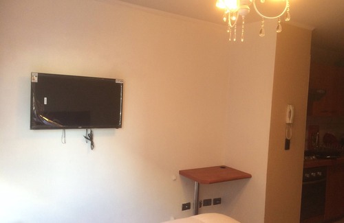 Downtown Santiago House | Depto metro SANTA ANA