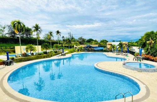 La Tebaida Apartment | Descanso en el Eje Cafetero Piscina Parque del Café Aire Acondicionado 106E