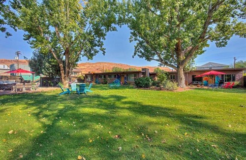 Moab House | Desert Gardens 3