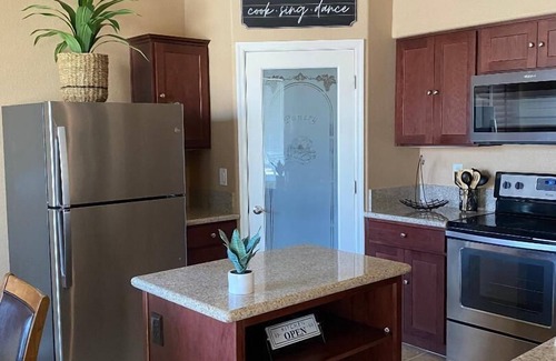 Sunridge Estates House | Desert Oasis Minutes from Lake Mohave and the River