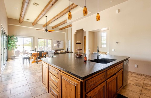 Cave Creek House | Desert Oasis Views Pool + Courts Walk to Town