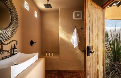 Study Butte-Terlingua House | Desert Pearl ⁠— Quick Drive from Big Bend