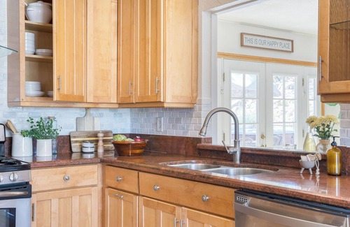 Monument Manor House | Desert Shadows by AvantStay | Breathtaking Views & Pool