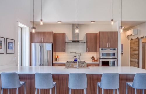 Sisters House | Desert Vista