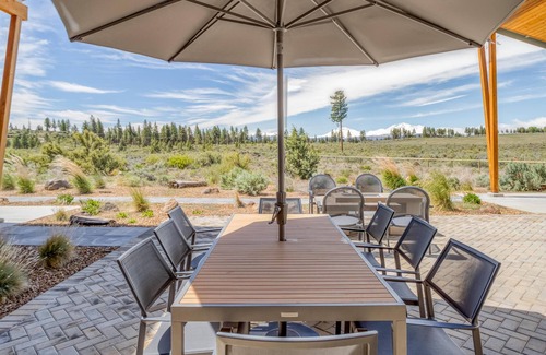 Sisters House | Desert Vista