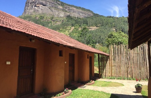 Kanthalloor Hotel | Deshadan Eco Valley Resort