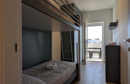 Civitanova Marche Apartment | Design AC Wifi Patio Esterno 5 min dal mare