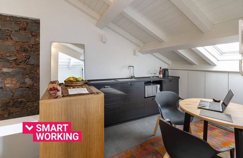 Cannizzaro Apartment | Design apartment with terrace
