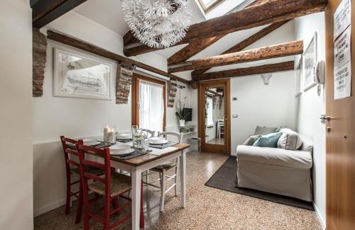 Castello Apartment | Design District Apartment R&R