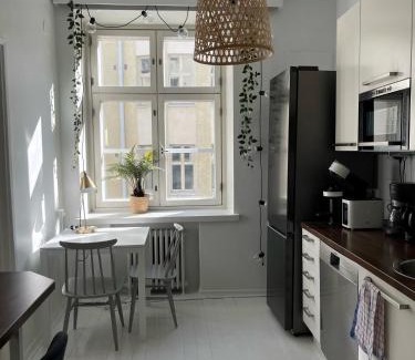 Punavuori Apartment | Design stay in the heart of Punavuori