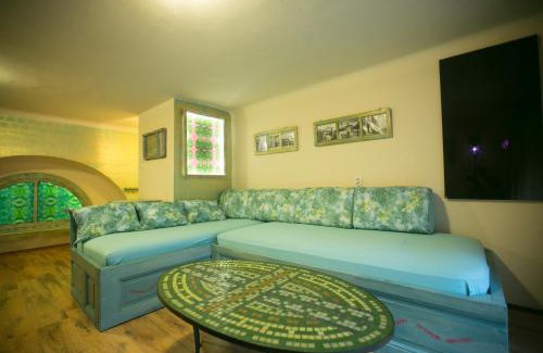 Csarnok negyed Apartment | Design studio flat