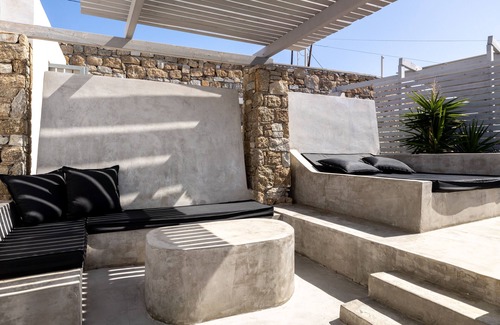 Paradise Apartment | Design Suite Γ, with Sea view, Shared pool , Pool bar, Gym