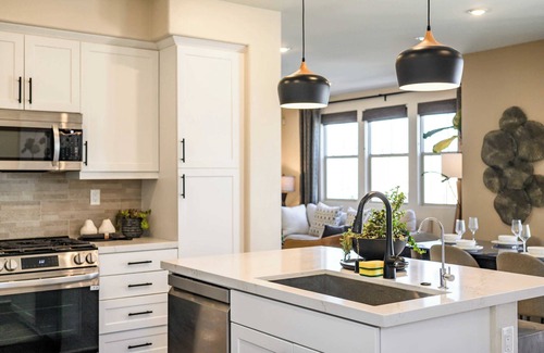 El Monte House | Designer 3BR El Monte Retreat Near Dtla Pasadena