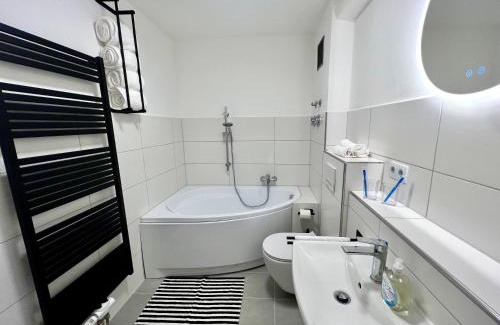 Oberreut Feldlage Apartment | Designer Central Living WLAN&Smart-TV&Self Check-In