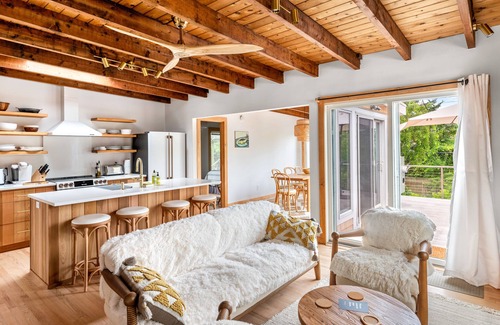 Ocean Bay Park Cottage | Designer cottage with amazing view, serene deck & outdoor shower - walk to beach