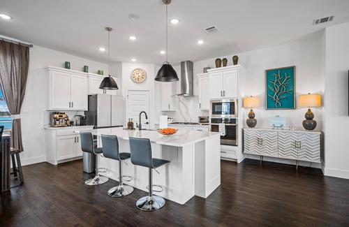 Rowlett House | Designer Lake House Escape