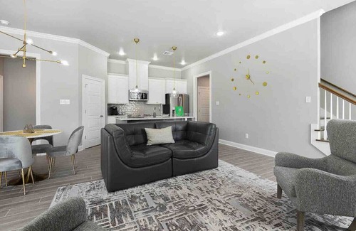 Highlands - Perkins Villa | Designer Series II Near LSU