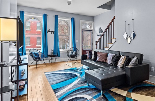 Benton Park House | Designer Townhome 1 of 3 | JZ Vacation Rentals