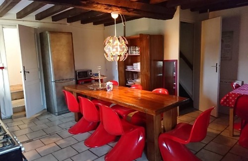 Menil-Vin House | Detached holiday home Gite Rouge