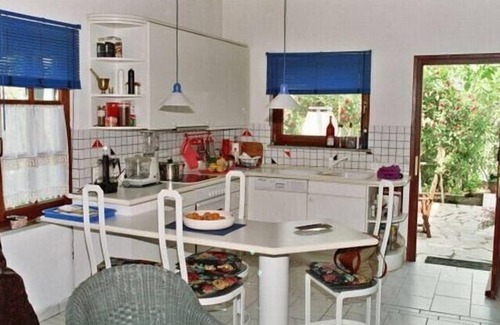 Afetai House | detached holiday house, calmly located in an olive grove