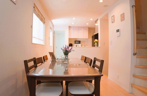 Ikebukuro House | Detached house for rent 3rd floor 102 ㎡ Western style room/4LDK 2 toilets +2 bathrooms Convenient transportation!