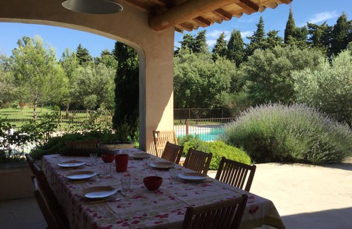 Aureille House | Detached house private swimming pool large garden with trees in a quiet location