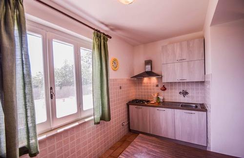 Melezzole House | Detached house with private pool 1,5 km from shops and restaurant. AC & Wi-fi