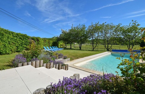 Saint-Medard-d'Excideuil House | Detached house with stunning views and a private heated swimming pool