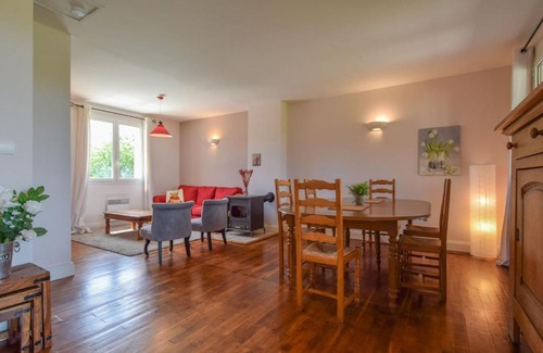 Saint-Medard-d'Excideuil House | Detached house with stunning views and a private heated swimming pool