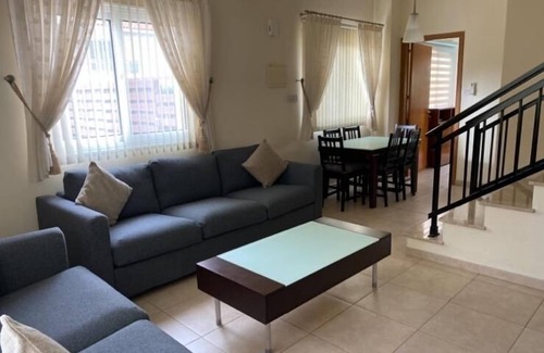 Universal House | Detached Villa With Private Pool Close To All Amenities - WiFi included